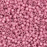Miyuki Perlen delica's 11/0 Duracoat opaque dyed hydrangea purple DB-2137
