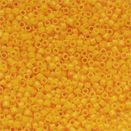 Miyuki Perlen delica's 11/0 Duracoat opaque dyed light squash yellow DB-2103