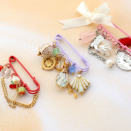 Schmucksets Von Schmuck-Sicherheitsnadeln mit Oesen zu Schmuckdesigns