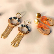 Schmucksets Designideen: Anhänger im Materialmix Holz & Resin 