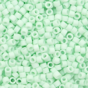 Miyuki Perlen delica's 11/0 Opaque matte light mint green