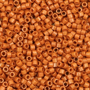Miyuki Perlen delica's 11/0 Duracoat opaque dyed persimmon brown DB-2108