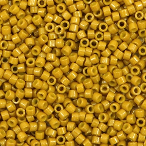 Miyuki Perlen delica's 11/0 Duracoat opaque dyed hawthorne DB-2106