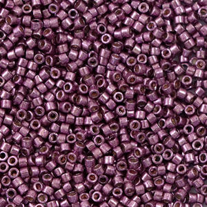 Miyuki Perlen delica's 11/0 Duracoat galvanized eggplant purple DB-1850