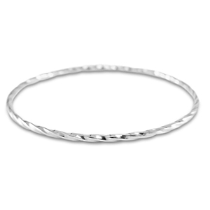 Armb&auml;nder aus Stainless Steel - Rostfreiem Stahl Verdreht Silver