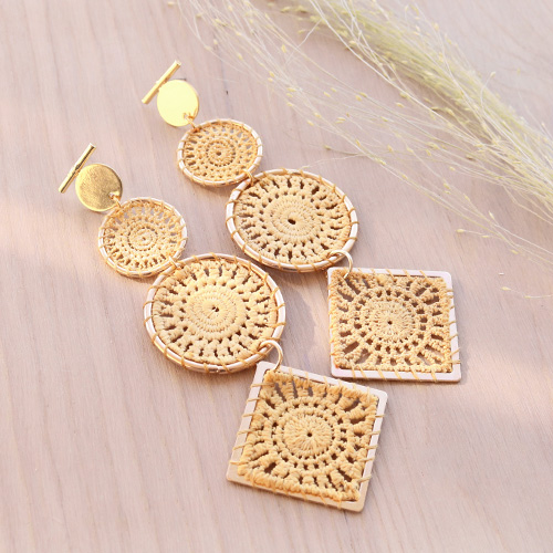 EASY Ohrringe in Soutache Stil mit gewebten Anh&auml;ngern und DQ Metall