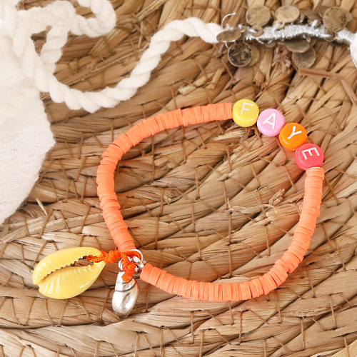 Ein fr&ouml;hliches Schmuckset mit Buchstabenperlen, Fimo Anh&auml;ngern, Holzperlen und Katsuki Perlen