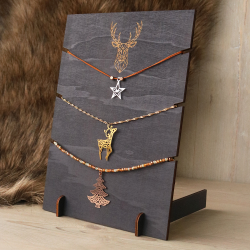 Brauchen Sie etwas Inspiration? Sehen Sie hier, wie wir Schmuck machen mit den besten Weihnachtsanh&auml;ngern