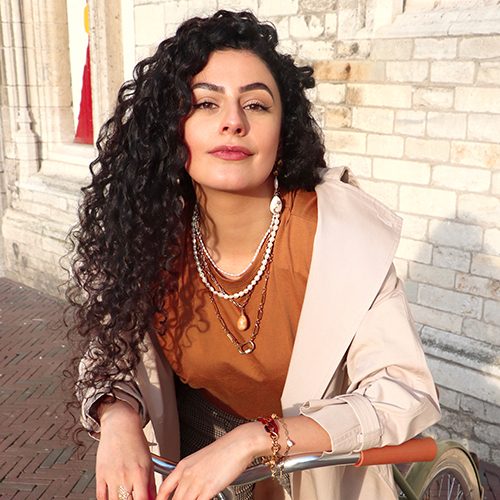 Schmuck im Kettenlook kombiniert mit S&uuml;&szlig;wasserperlen und Muschelperlen