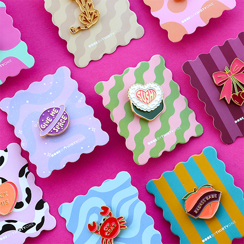 Inspirationszeit mit Pins auf BY31&reg;-Zierkarten