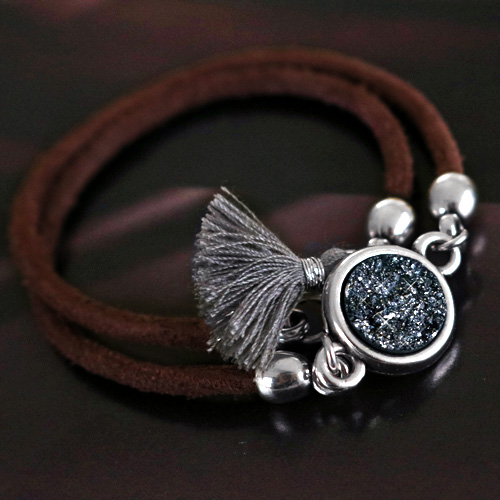 Faszinierender Glamour Schmuck mit Goldstein Cabochon von Polaris Elements und prachtvollem Zubeh&ouml;r f&uuml;r Schmuck!