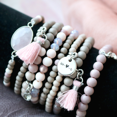 Schauen Sie sich unsere sch&ouml;ne Inspiration an, die wir f&uuml;r Sie gemacht haben aus unseren Glasperlen matt!