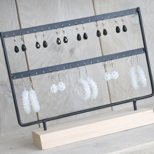 Ein sch&ouml;ner Schmuck verdient eine sch&ouml;ne Pr&auml;sentation, mit unseren Displays machen Sie das Gesamtbild komplett!