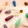 Schmuckdesigns mit tropfenf&ouml;rmige Natursteinperlen