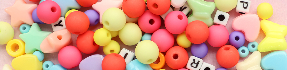 Frisch angekommen! Neue sommerliche Acrylperlen-Kollektion Frisch angekommen! Neue sommerliche Acrylperlen-Kollektion