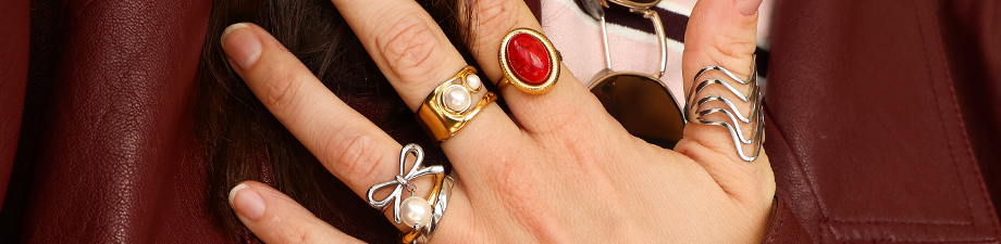 Neue Serie mit Ringen aus Edelstahl 