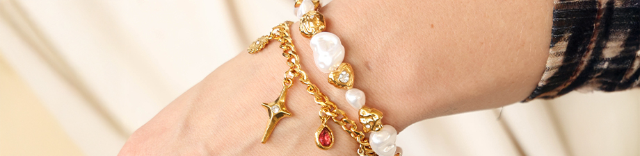 Neue Serie stilvoller Perlen und Anh&auml;nger aus Edelstahl