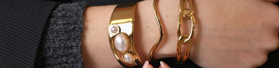 Entdecken Sie unsere neue Armbandserie aus Edelstahl